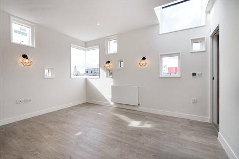 2 bedroom penthouse to rent, Varden Street, Whitechapel, London, E1