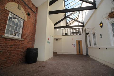 2 bedroom flat to rent, Student flat  in The Courtyard St Annes Well Mews, Lower North Street, Exeter