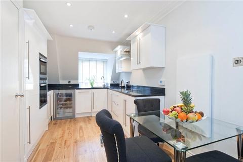 1 bedroom apartment to rent, Grosvenor Hill, Mayfair, London, W1K