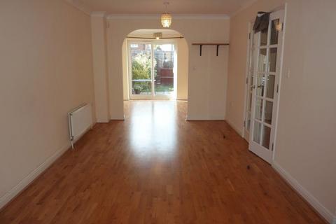 3 bedroom terraced house to rent - Stanley Close, New Eltham SE9