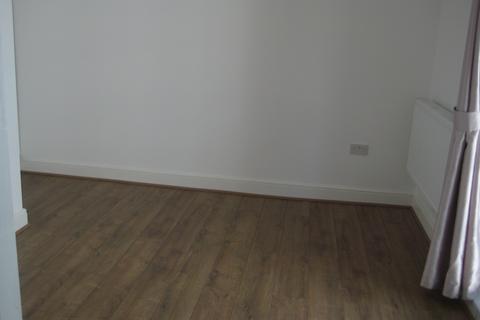 1 bedroom ground floor flat to rent, 251 Caledonian Road, London N1