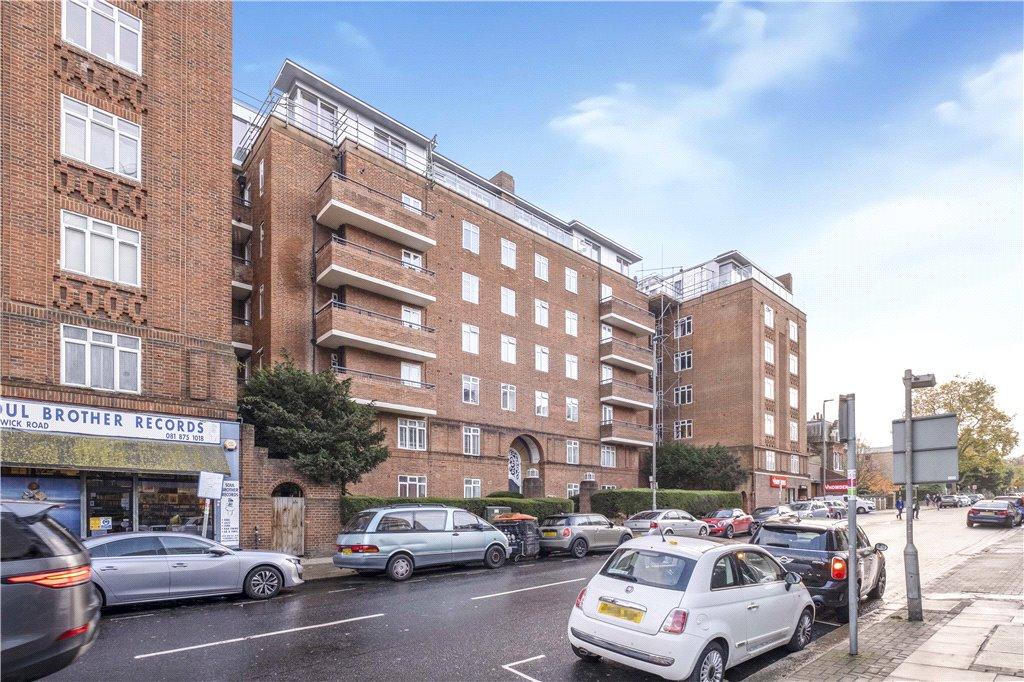 Keswick Road, Putney, SW15 2 bed apartment £1,650 pcm (£381 pw)