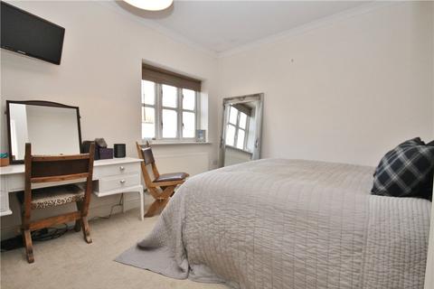 2 bedroom terraced house to rent, Rusham Road, Egham, Surrey, TW20