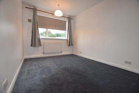 2 bedroom maisonette to rent, Russell Crescent, Leavesden, WD25