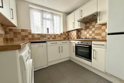 undefined, Russell Crescent, Leavesden, WD25