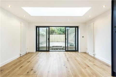 4 bedroom semi-detached house for sale, Castelnau, Barnes, London, SW13