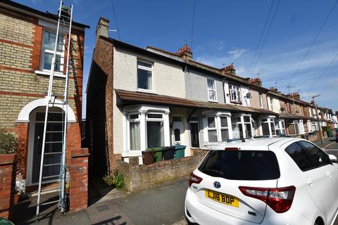 2 bedroom end of terrace house to rent, Judge Street, North Watford, WD24