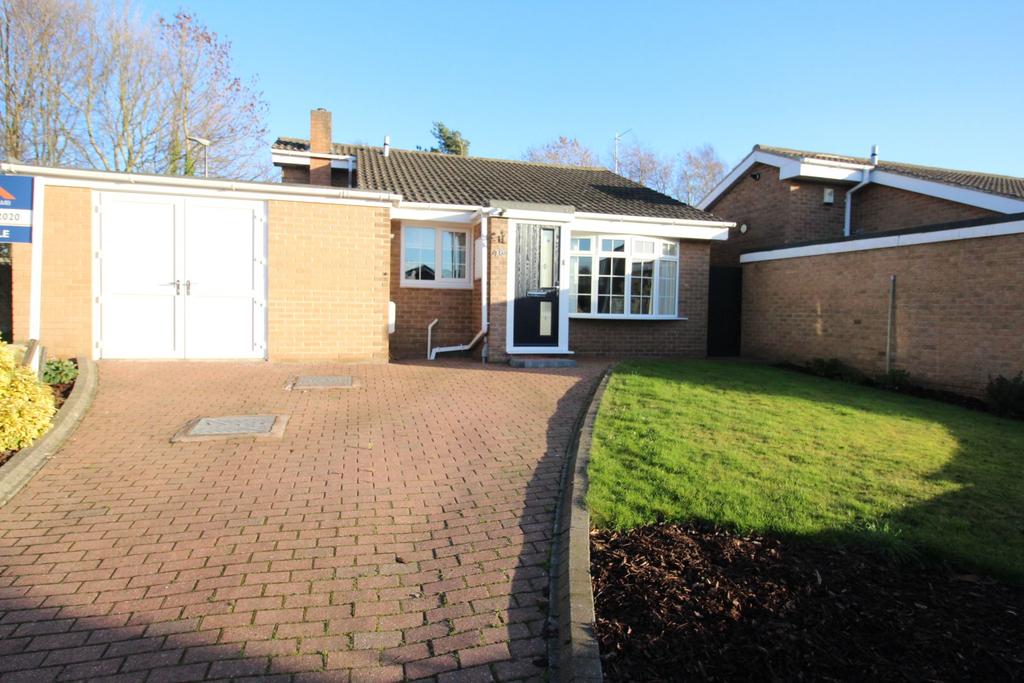 Avebury Drive, Washington, Tyne and Wear, NE38 7BY 3 bed bungalow £