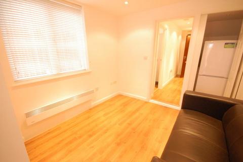 1 bedroom apartment to rent, Elm Park Road,  Reading,  RG30