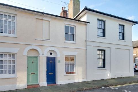 2 bedroom terraced house to rent, Church Street, Canterbury CT2