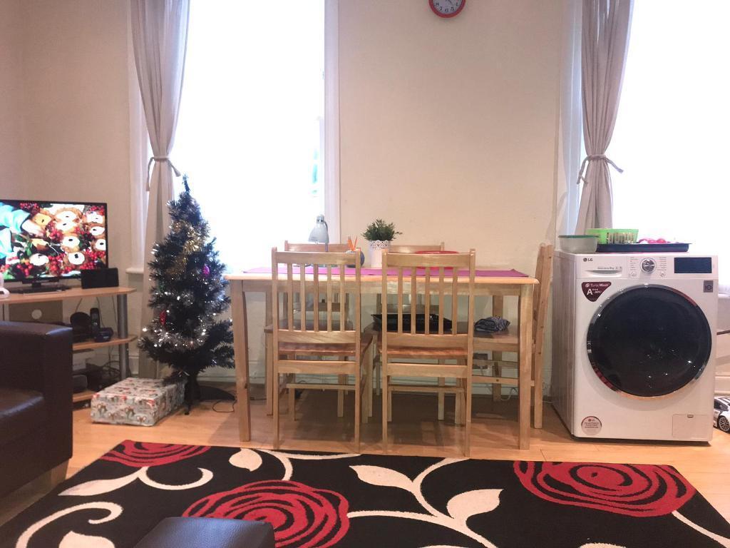 Elm Park, Brixton Hill, LONDON, SW2 2TZ 3 bed terraced house £1,950