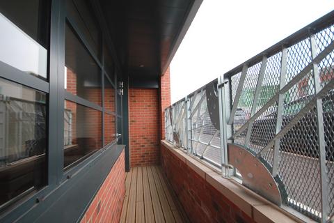 2 bedroom apartment to rent, The Kettleworks, Pope Street, Jewellery Quarter, B1