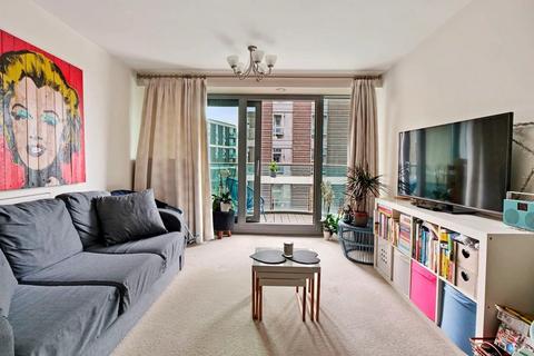 1 bedroom apartment for sale, Bridges Court Road, London SW11