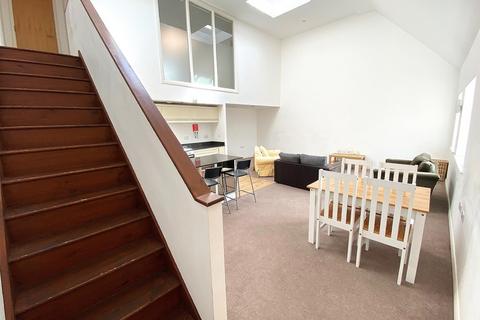 3 bedroom flat to rent - Reginald Road, Southsea