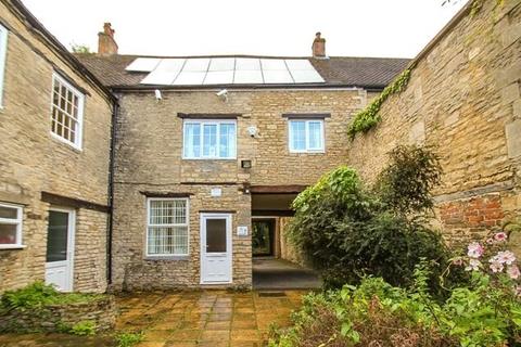 1 bedroom apartment to rent, High Street, Witney, Oxfordshire, OX28