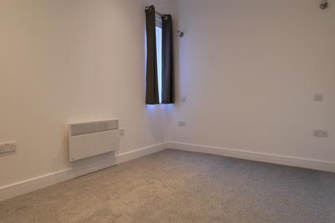 1 bedroom flat to rent, Brighton Road, Horsham, RH13