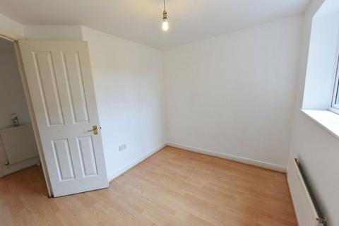 2 bedroom flat to rent, Greenhaven Drive,West Thamesmead, London