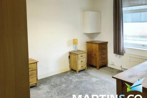 2 bedroom ground floor flat to rent, High Street, Wakefield WF4