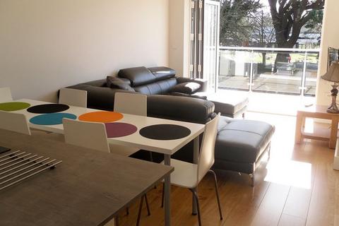 3 bedroom apartment to rent, Parkstone Road, Poole
