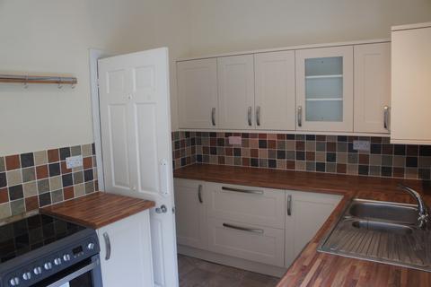 2 bedroom apartment to rent, Truro