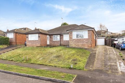 3 bedroom bungalow to rent - Nalders Road, Chesham - Offers over £1500 per month considered