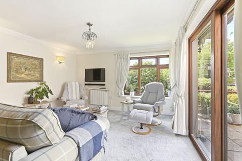 2 bedroom apartment for sale, Virginia Water, Surrey