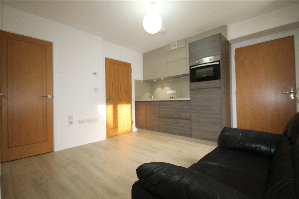 Kitchen/Reception