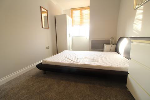2 bedroom apartment to rent, Riverside House, Fobney Street, Reading, RG1