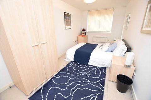 2 bedroom flat to rent, Bauhaus, 2 Little John Street, Spinningfields, Manchester, M3