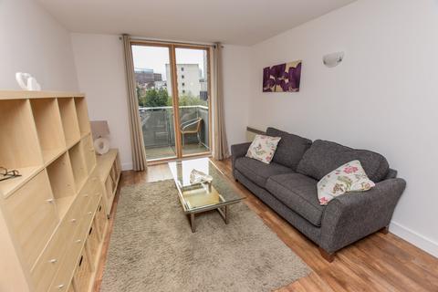 2 bedroom flat to rent, The Bridge, 40 Dearmans Place, Salford, Greater Manchester, M3