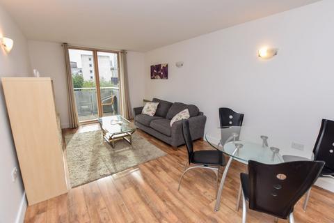 2 bedroom flat to rent, The Bridge, 40 Dearmans Place, Salford, Greater Manchester, M3