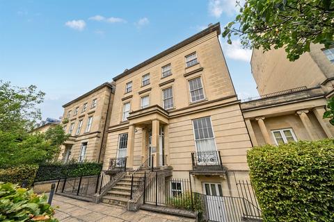 2 bedroom apartment to rent, Alexandra House, Kings Road, Reading, RG1