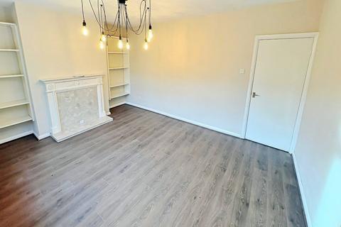 3 bedroom semi-detached house to rent, Stamford Avenue, Altrincham, Greater Manchester, WA14