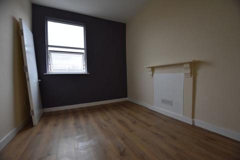 1 bedroom flat to rent, Foxhall Road, Nottingham