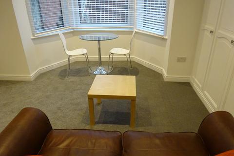 Studio to rent, St Johns Terrace, Leeds LS3