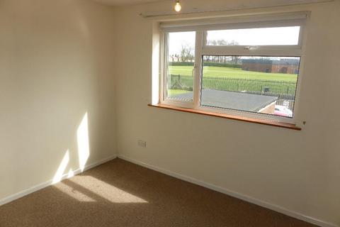 2 bedroom flat to rent, Lea Way, Wellingborough NN8