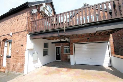 3 bedroom apartment to rent - Mobberley Road, Knutsford