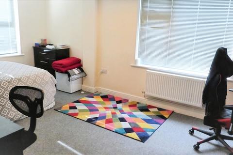 1 bedroom in a house share to rent, Heathville Road, Gloucester