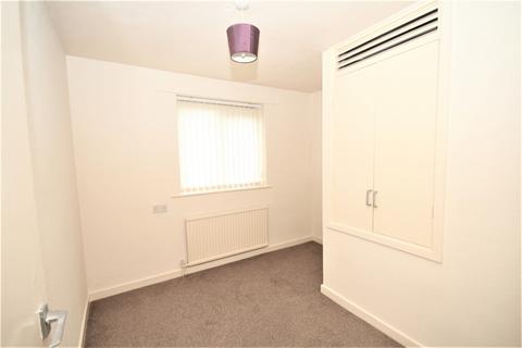 2 bedroom flat to rent, Bleasdale Street East, Preston PR1