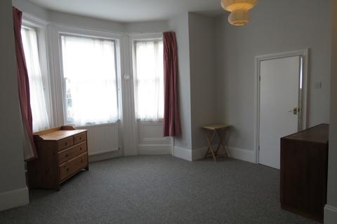 1 bedroom flat to rent, Southwood Lane, Highgate, N6