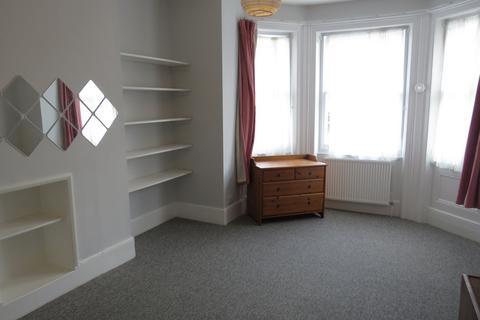 1 bedroom flat to rent, Southwood Lane, Highgate, N6