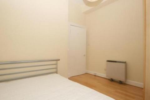 1 bedroom flat to rent, Albert Street, Leith, Edinburgh, EH7