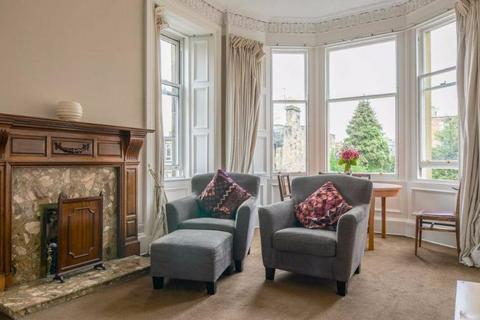 4 bedroom flat to rent, Morningside Road, Morningside, Edinburgh, EH10