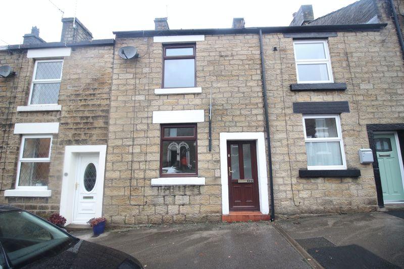 Brosscroft, Hadfield 2 bed terraced house £115,000