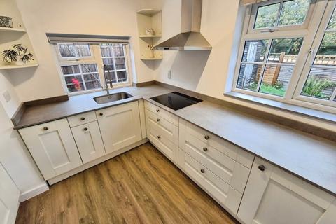 undefined, Newnham Green, Hook RG27