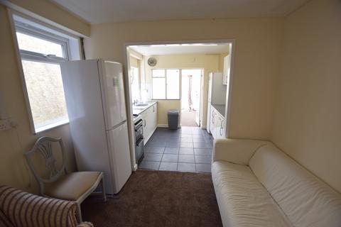 5 bedroom semi-detached house to rent, Southfield Road, Oxford