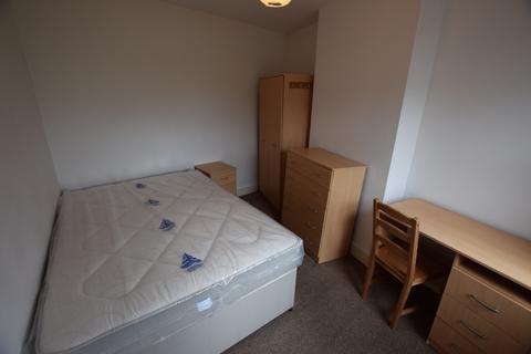 3 bedroom semi-detached house to rent, Green Street, Oxford