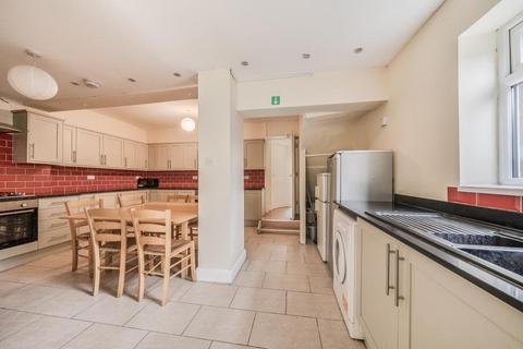 5 bedroom semi-detached house to rent, Jackson Road,  North Oxford,  OX2