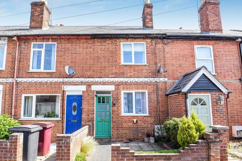 2 bedroom terraced house to rent, Sherwood Street, Reading, RG30