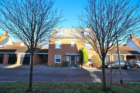 5 Bedroom Detached House For Sale Tapley Road Chelmsford Es Cm1 5 Bedroom Detached House For Sale Tapley Road Chelmsford Es Cm1